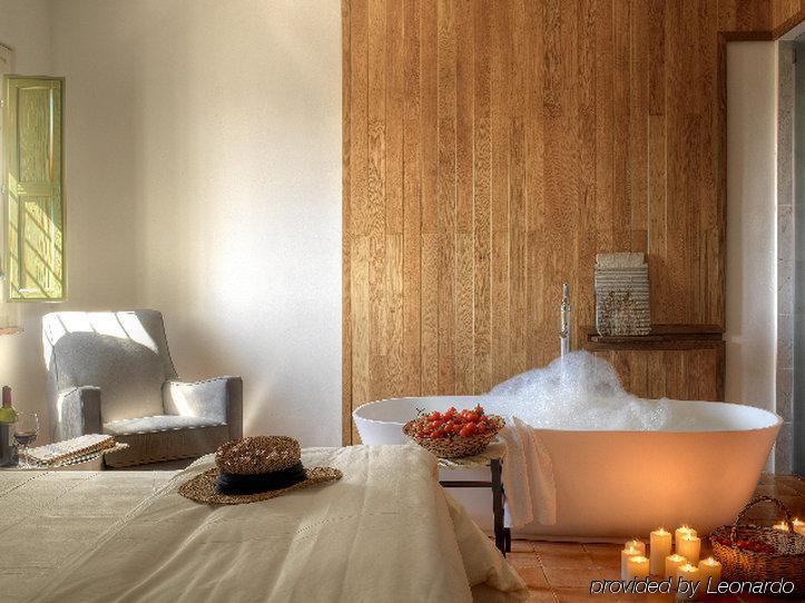 Torre Fiore Hotel Masseria Пистиччи Номер фото